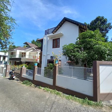 Eka Homes 3Bhdk Villa Thiruvananthapuram Kültér fotó